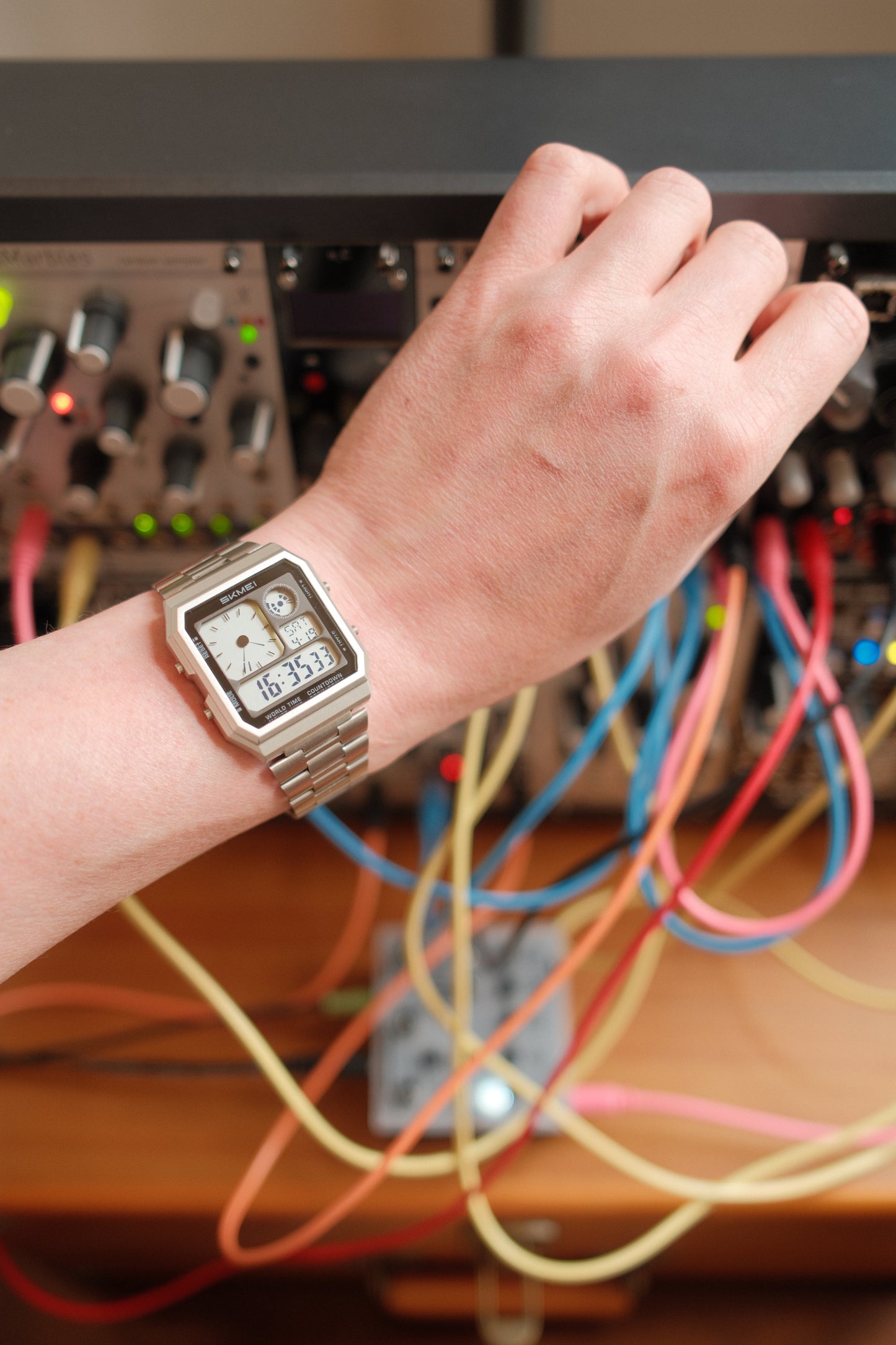 The Jetsetter ∞ 80s-Inspired Digital Watch with Dual World Time