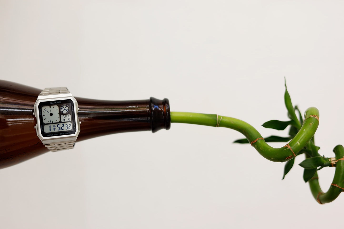 The Jetsetter ∞ 80s-Inspired Digital Watch with Dual World Time
