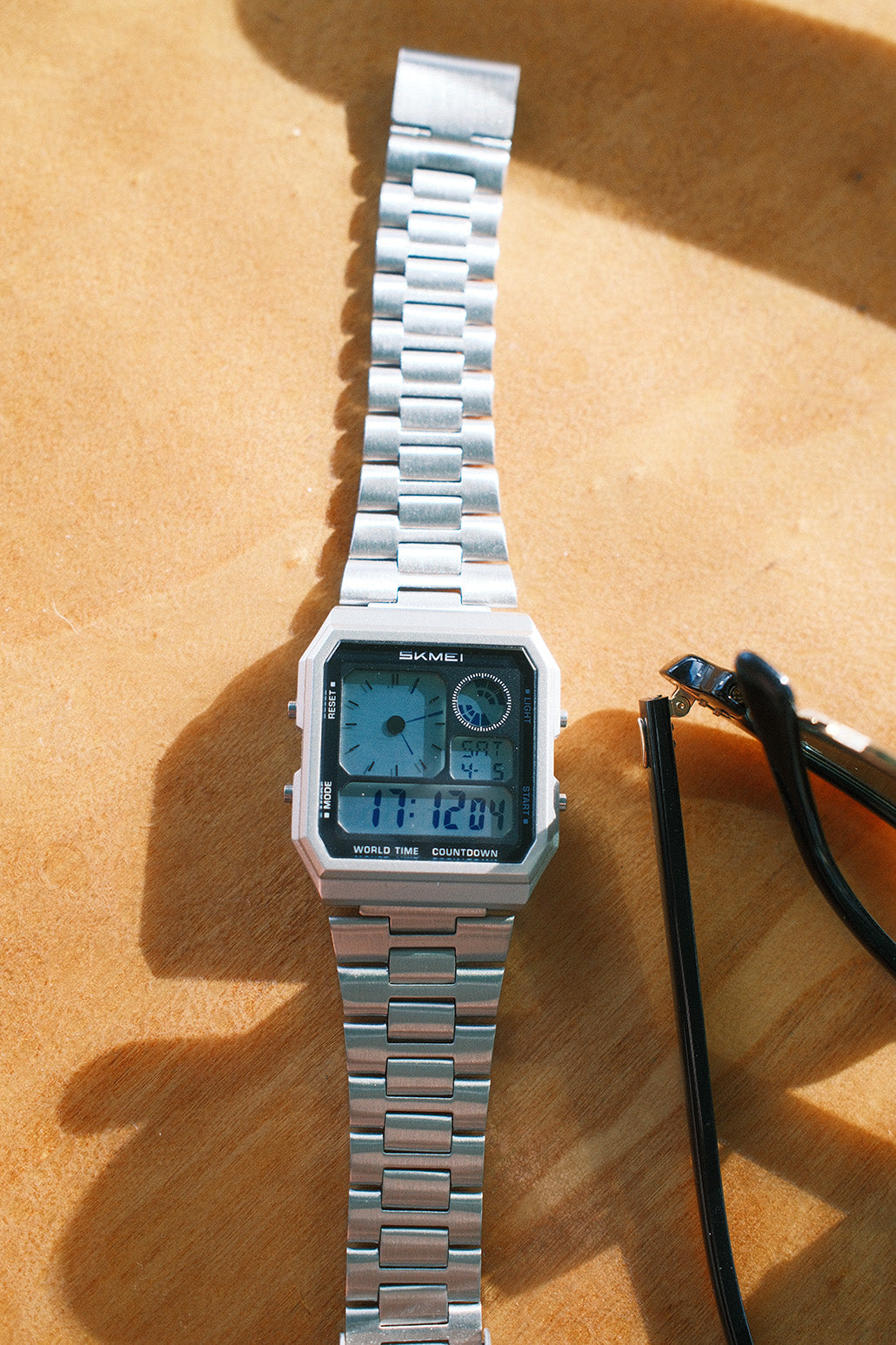 The Jetsetter ∞ 80s-Inspired Digital Watch with Dual World Time
