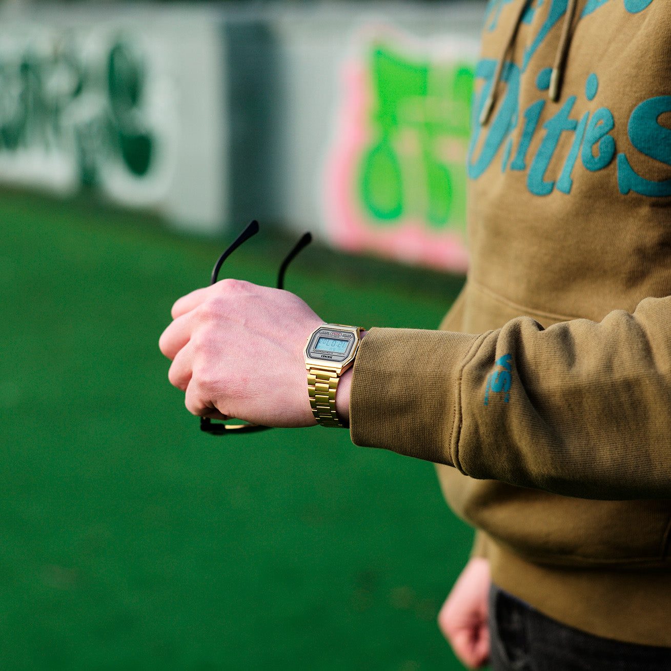 The Captain ∞ Klassisk Retro Future Digital Armbåndsur
