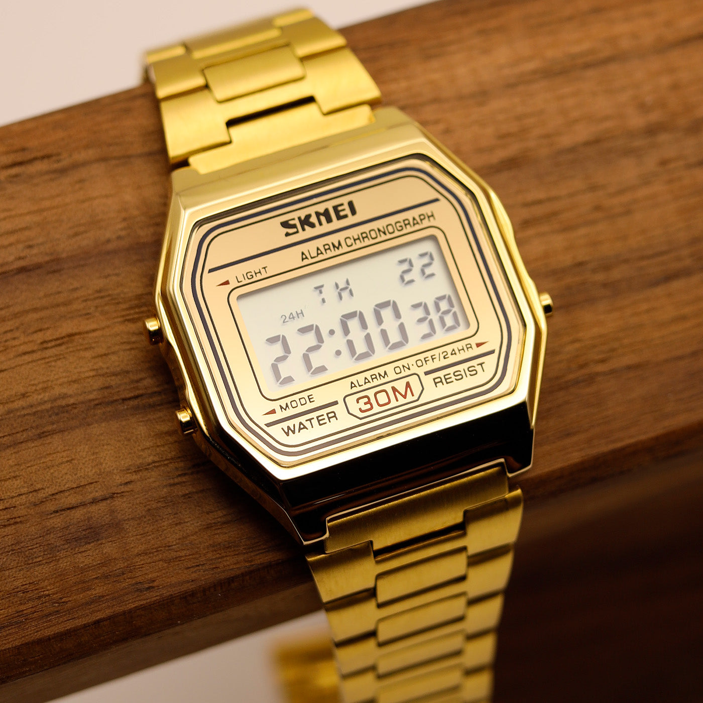 The Captain ∞ Klassisk Retro Future Digital Armbåndsur
